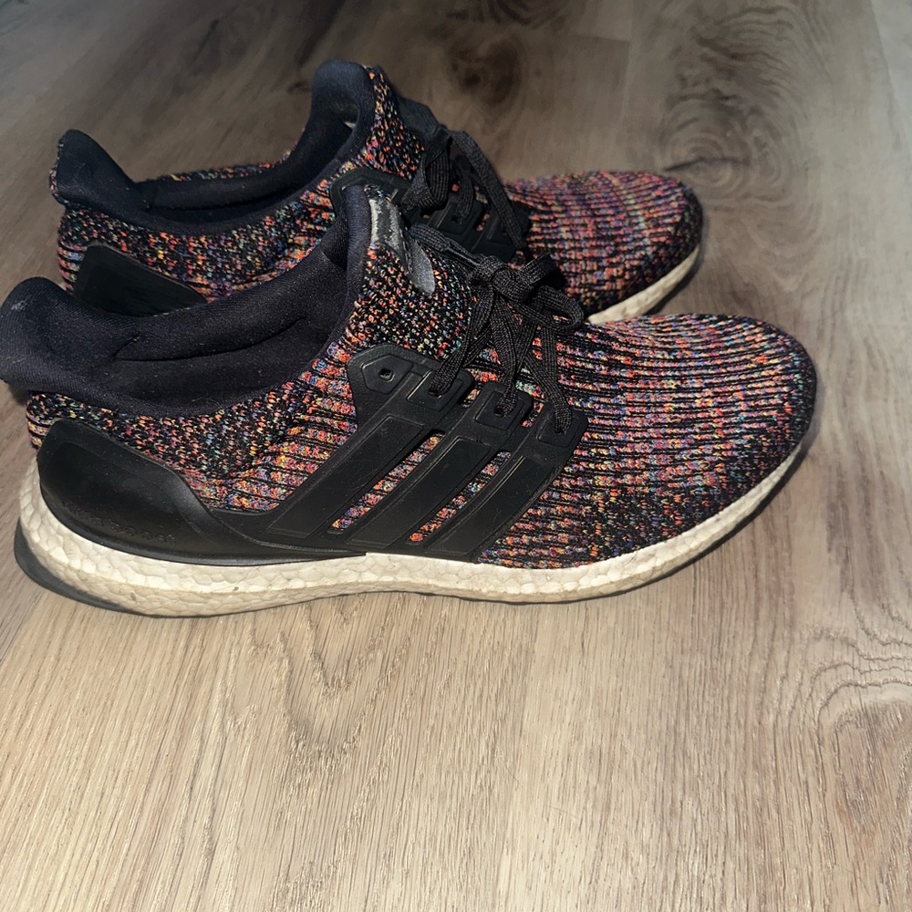 Ultra Boost - Picture 2 of 6
